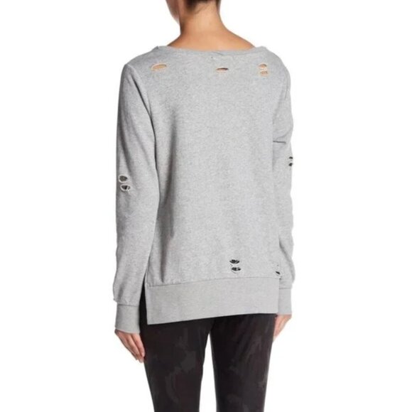 NWT Romeo & Juliet Light Heather Gray Distressed Sweatshirt, size Small - Picture 3 of 13